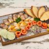 Тарелка морепродуктов ассорти для ресторана