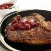 Club Steak (Клаб Стейк) с обжаренным фенхелем и соусом из вишен