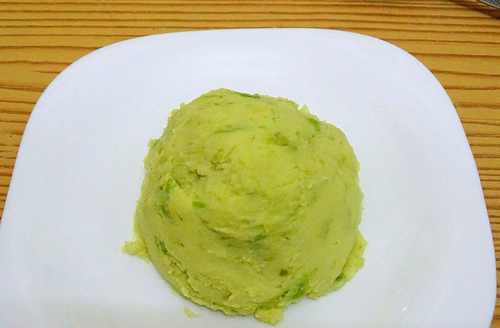 Картофельное пюре с зеленым маслом